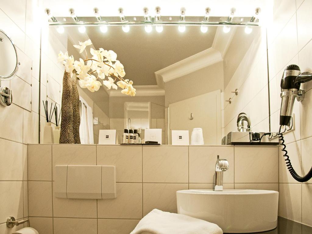 Amethyst Hotel Garni Lüneburg Deutsch Evern Habitación foto