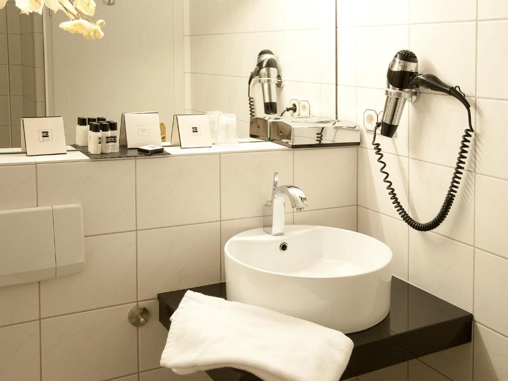 Amethyst Hotel Garni Lüneburg Deutsch Evern Habitación foto